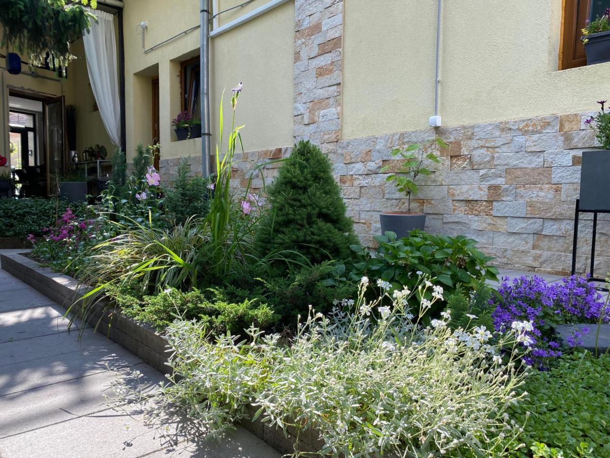 Margareta Garden Boutique Rooms إغير المظهر الخارجي الصورة